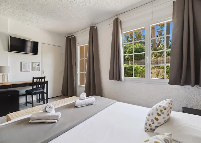 Cit'hotel De La Nartelle 3*