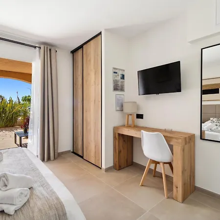 La Nartelle Hotel